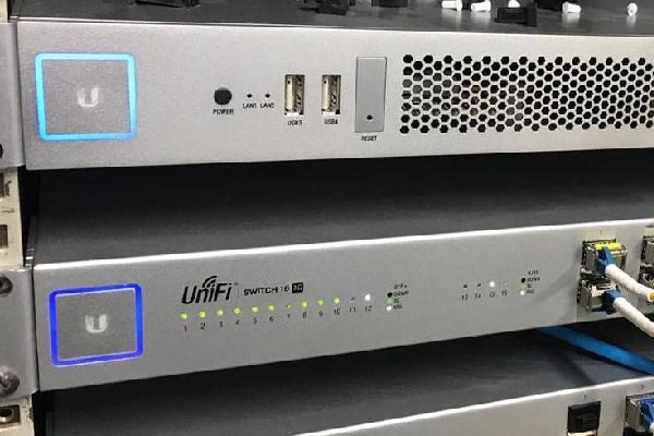 Ubiquiti venta de switch, access point