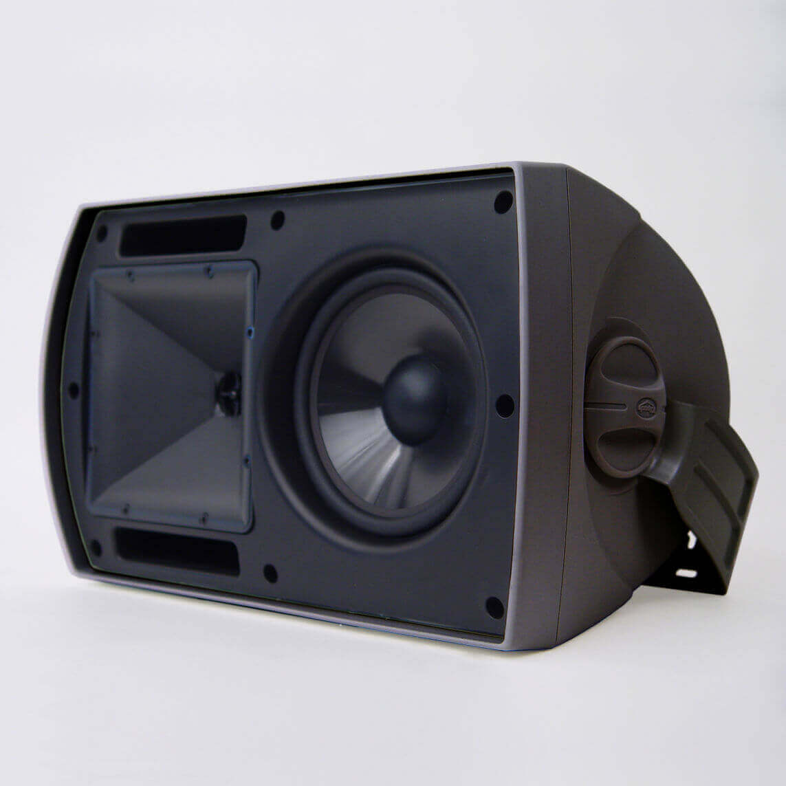 Klipsch Aw-650 Bocina Altavoz Al Aire Libre Para Exterior  A 340 Watts  6.5 Pulg.